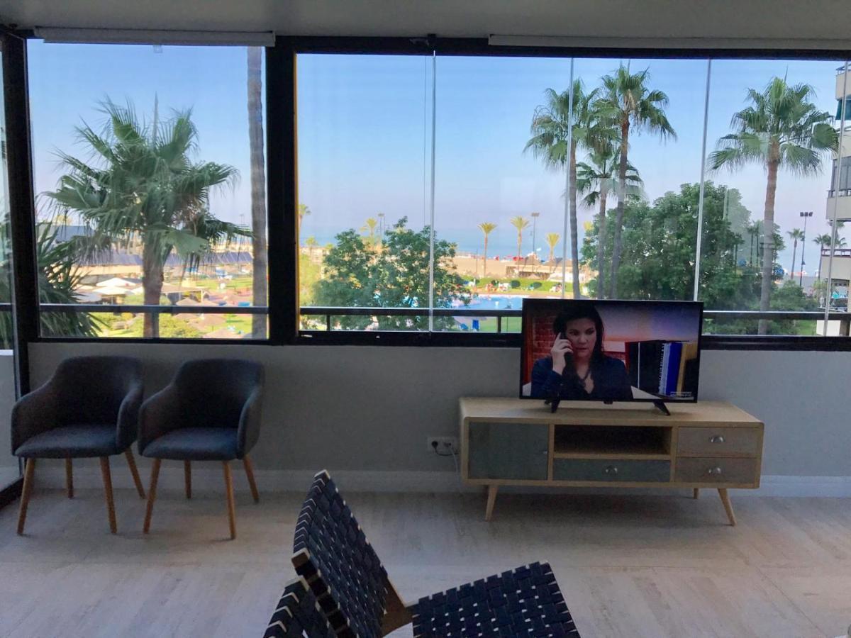 Luxury House 110 M2 On The Beach, Pool, Parking 토레몰리노스 외부 사진