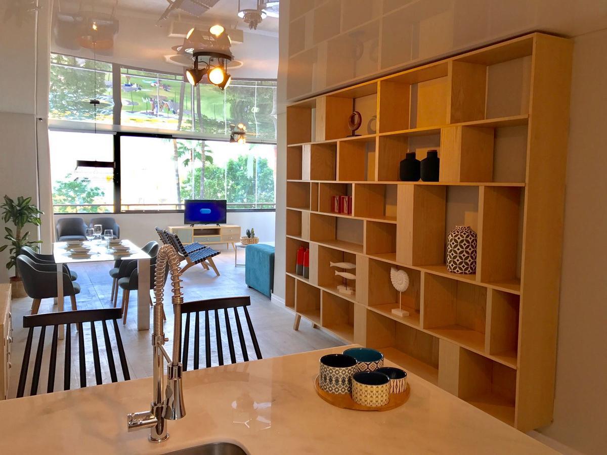 Luxury House 110 M2 On The Beach, Pool, Parking 토레몰리노스 외부 사진